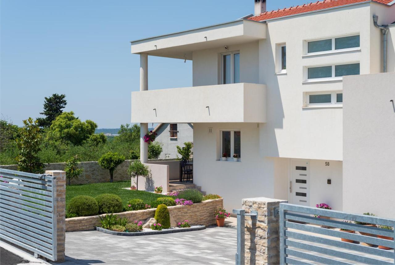 Spacious And Fully Equipped Apartment Near Zadar Smokovic Buitenkant foto